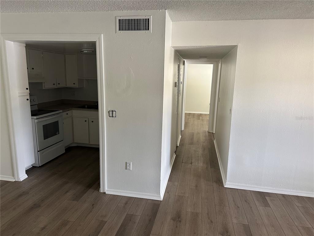 936 LAKE DESTINY DR UNIT # H, ALTAMONTE SPRINGS, FL — photo 5 of 26