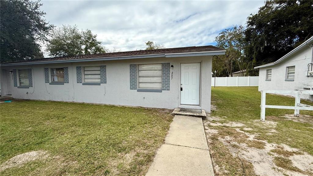 207 MILL STREET, WILDWOOD, FL — photo 3 of 13