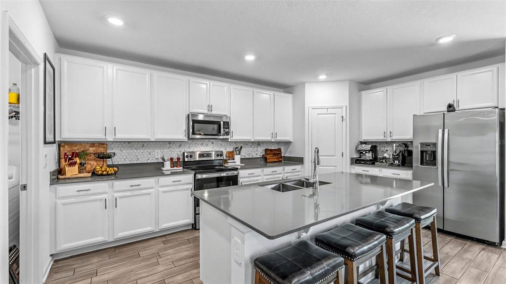 1143 POMELO STREET, DAVENPORT, FL — photo 4 of 51