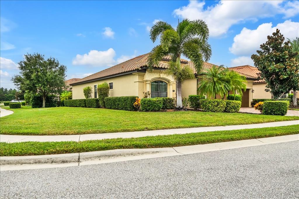 13003 BELKNAP PLACE, BRADENTON, FL — photo 2 of 30