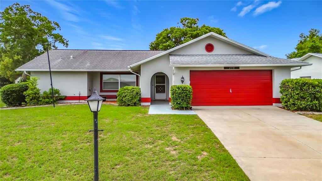 230 W STAGGERBUSH PATH
