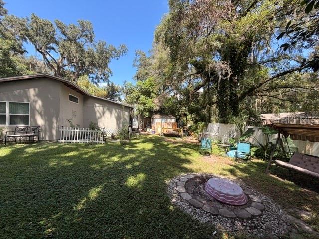11615 GROVEWOOD AVENUE, THONOTOSASSA, FL — photo 5 of 29