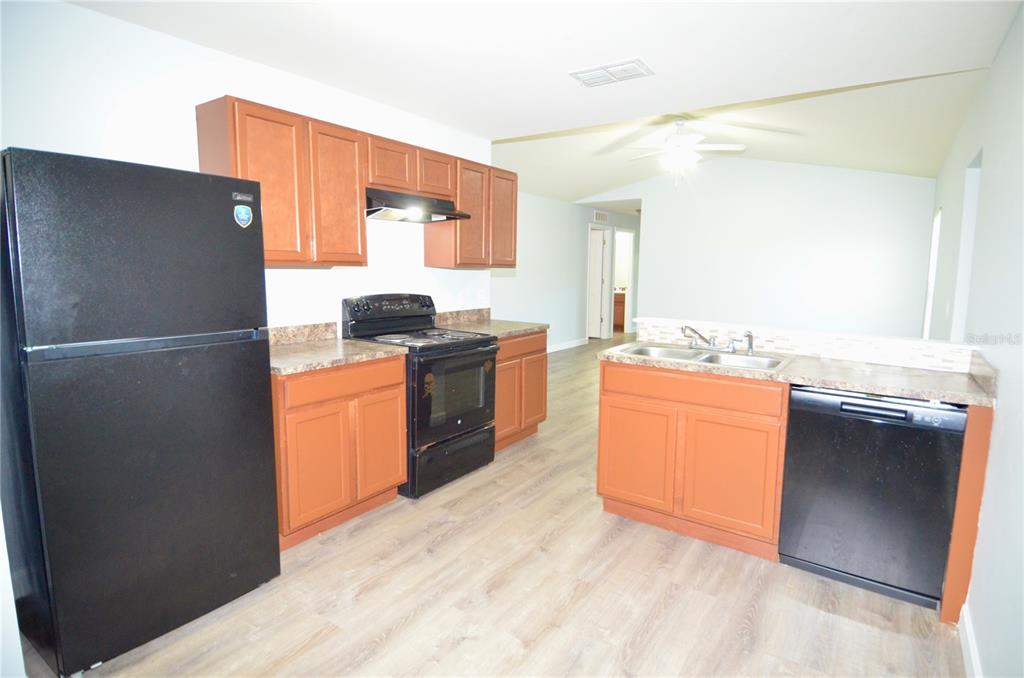 5325 OCARINA ROAD, NORTH PORT, FL — photo 2 of 20