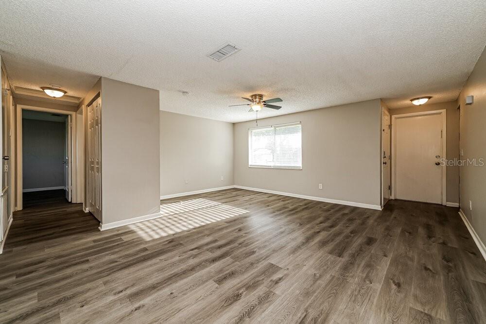 643 PINE FOREST DRIVE, BRANDON, FL — photo 4 of 16