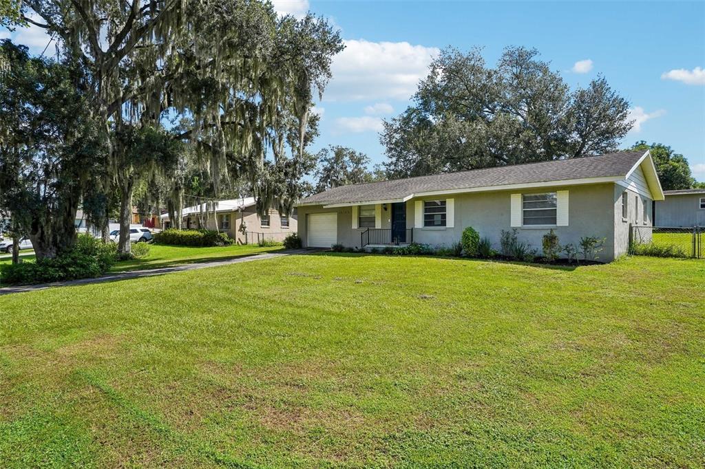 36146 HICKORY STREET, FRUITLAND PARK, FL — photo 3 of 30