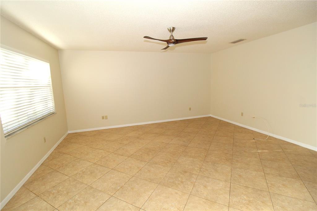 2201 HOLKHAM PLACE UNIT 114, SUN CITY CENTER, FL — photo 3 of 30