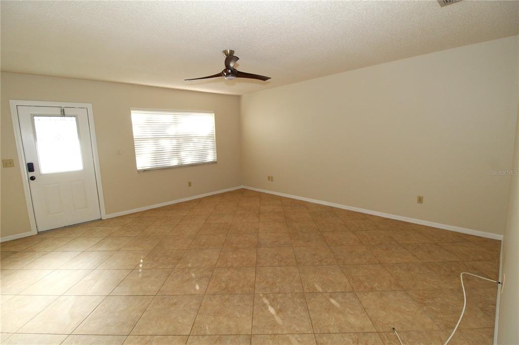 2201 HOLKHAM PLACE UNIT 114, SUN CITY CENTER, FL — photo 4 of 30