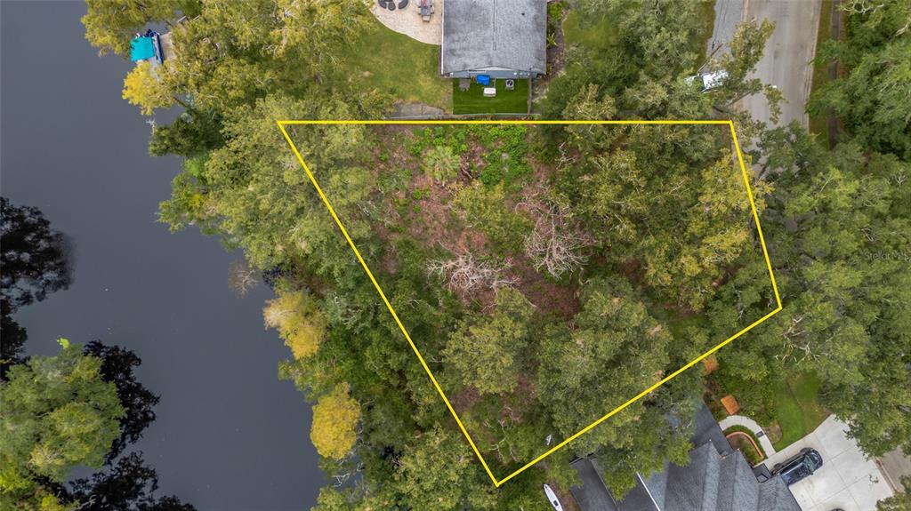 11731 GAIL DRIVE, TEMPLE TERRACE, FL — photo 2 of 9