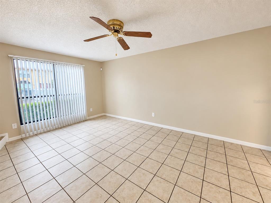 607 CASA PARK COURT UNIT F, WINTER SPRINGS, FL — photo 4 of 17
