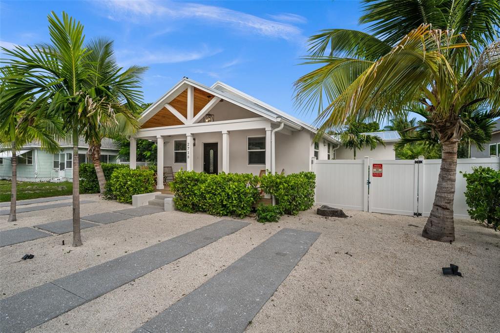 2718 4TH AVENUE W, BRADENTON, FL — photo 4 of 30