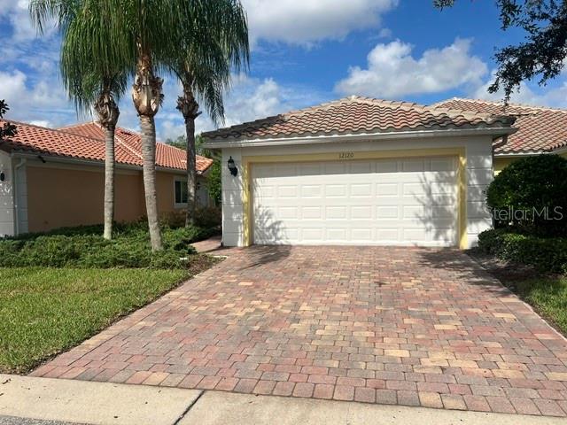 12120 TRIPLETAIL LANE