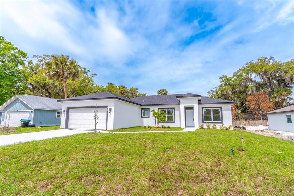 983 PACE DRIVE NW