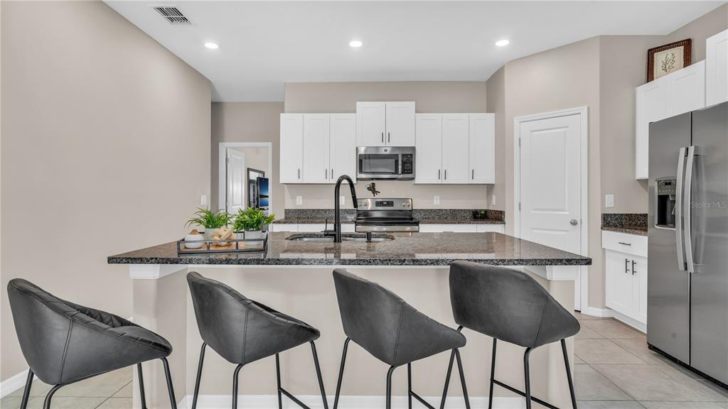 1841 CRINKLE LEAF COURT, RUSKIN, FL — photo 3 of 29
