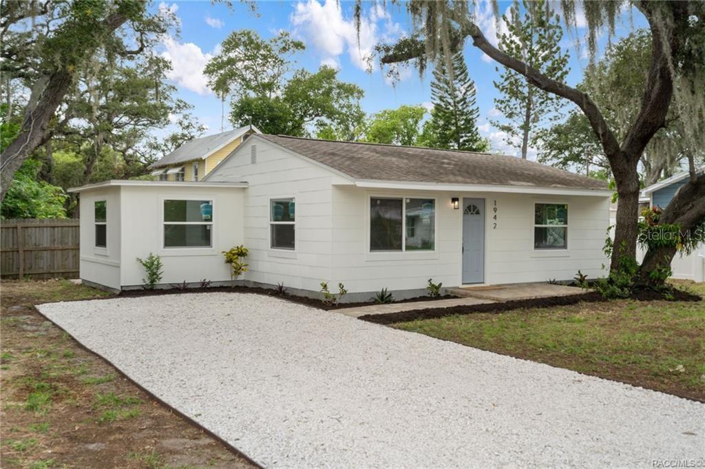 1942 SPRINGTIME AVENUE