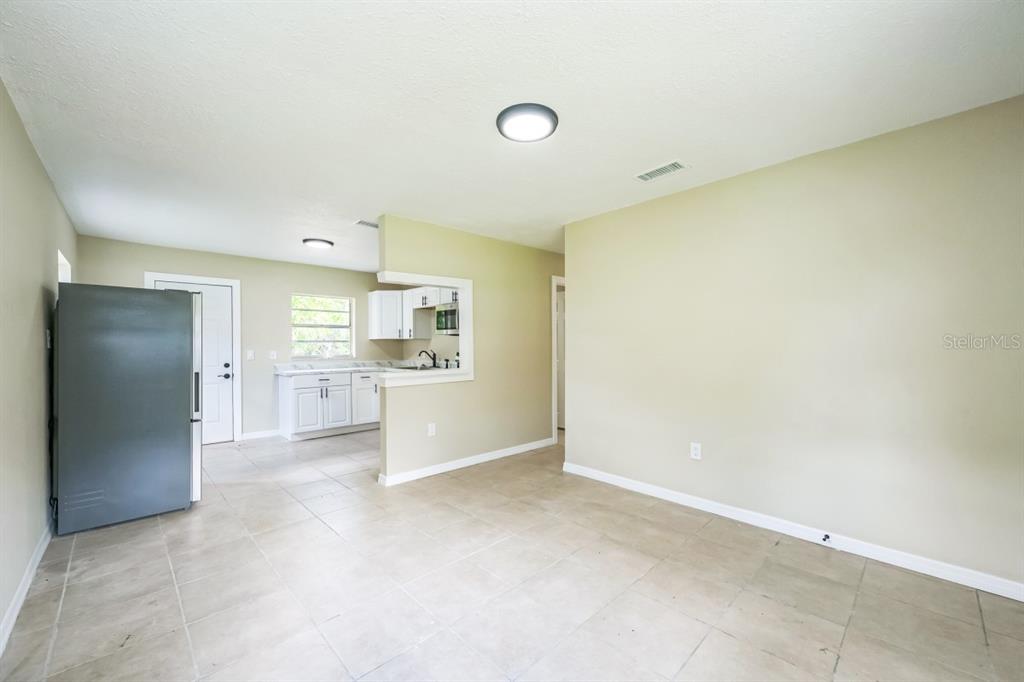 314 W OWENS AVENUE, ARCADIA, FL — photo 4 of 12