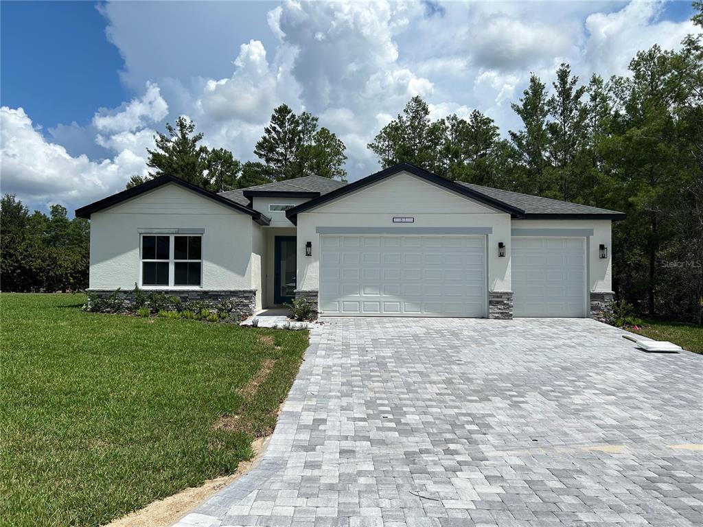 3 THUNBERGIA COURT