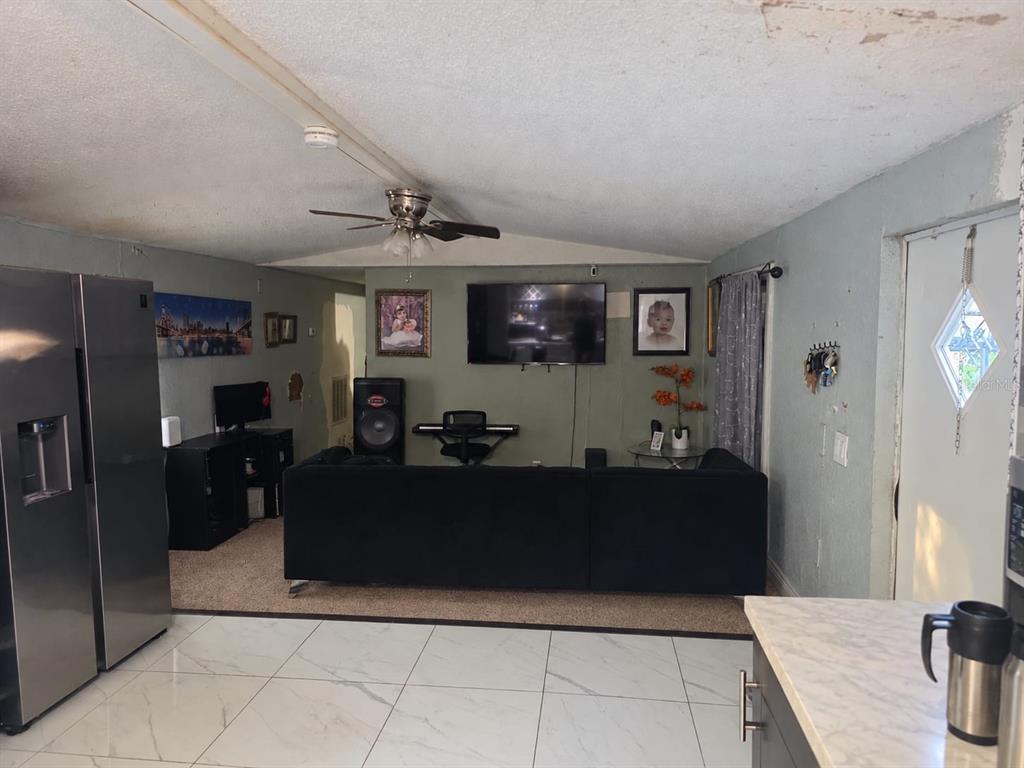 6108 BEACH AVENUE, GIBSONTON, FL — photo 3 of 11