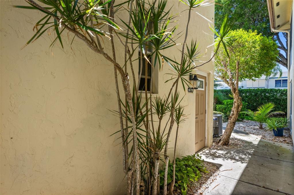 1345 SE 40TH TERRACE UNIT 2E, CAPE CORAL, FL — photo 5 of 30