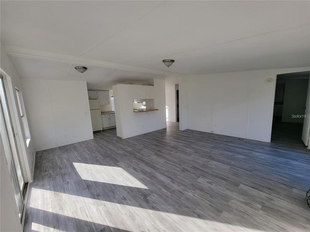 10386 SE 52ND COURT UNIT 13, BELLEVIEW, FL — photo 2 of 6