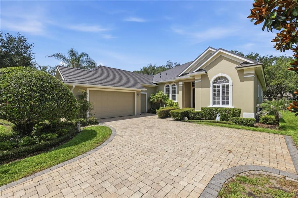 6124 FOXFIELD COURT