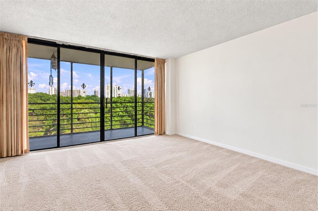 20400 W COUNTRY CLUB DRIVE UNIT 609, AVENTURA, FL — photo 5 of 30