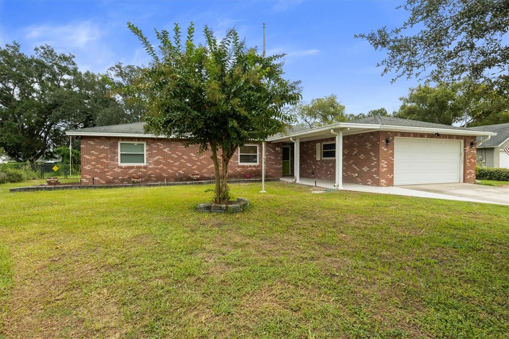 105 SOUTH COURT, AUBURNDALE, FL — photo 2 of 34
