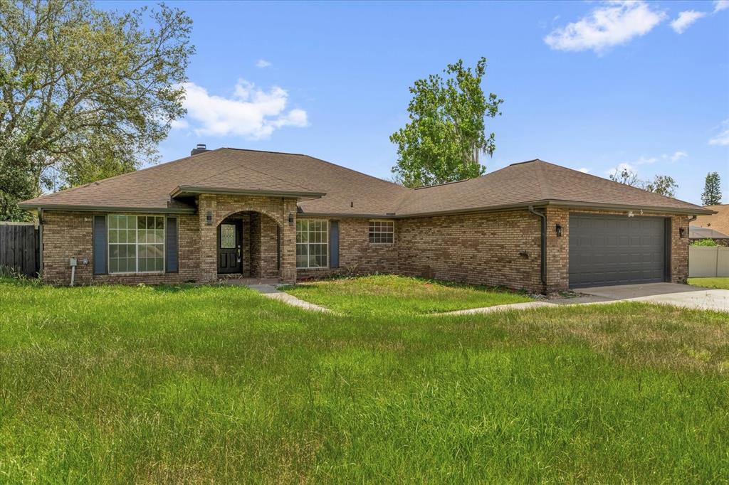 3 PINE GLEN DRIVE