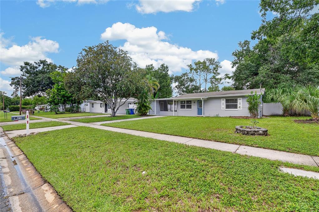 4421 W IOWA AVENUE, TAMPA, FL — photo 2 of 30