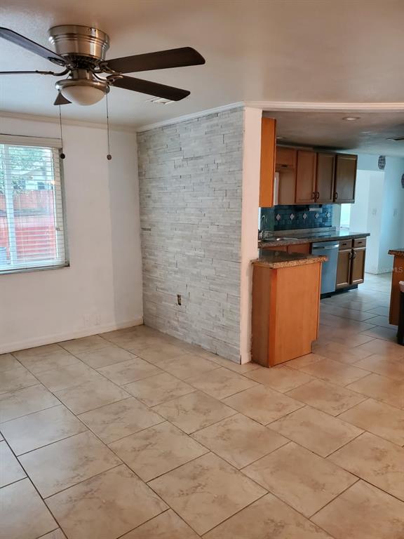 8502 ARROWHEAD DRIVE, HUDSON, FL — photo 4 of 16