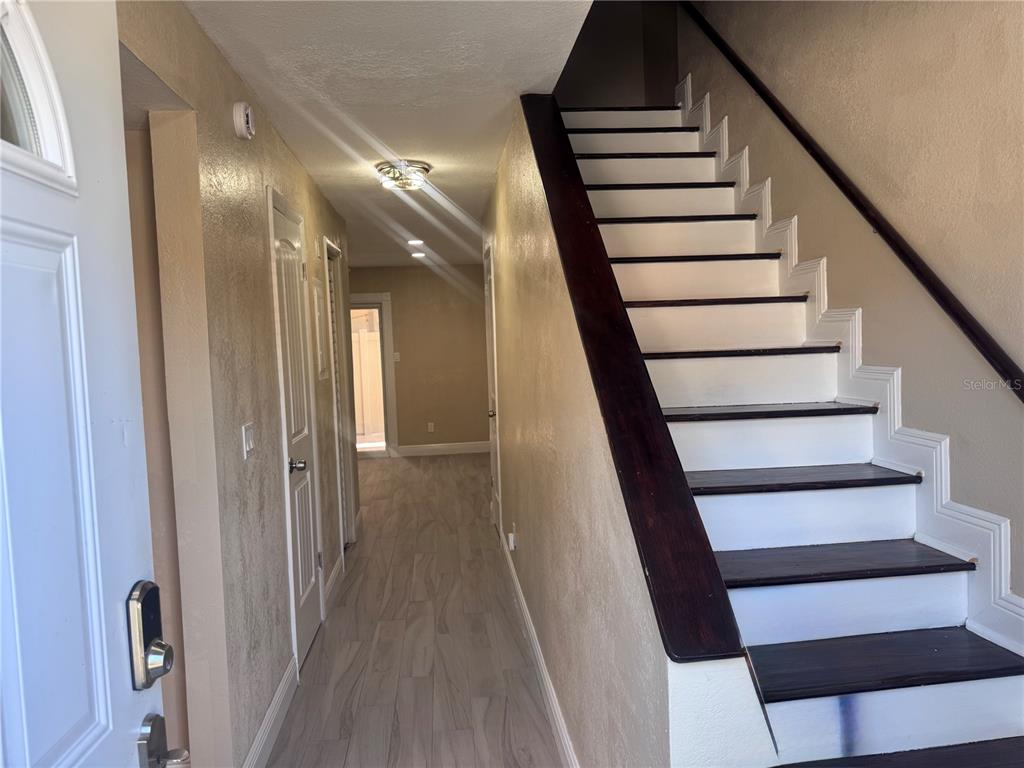3418 SUNRISE VILLAS COURT N, TAMPA, FL — photo 5 of 29