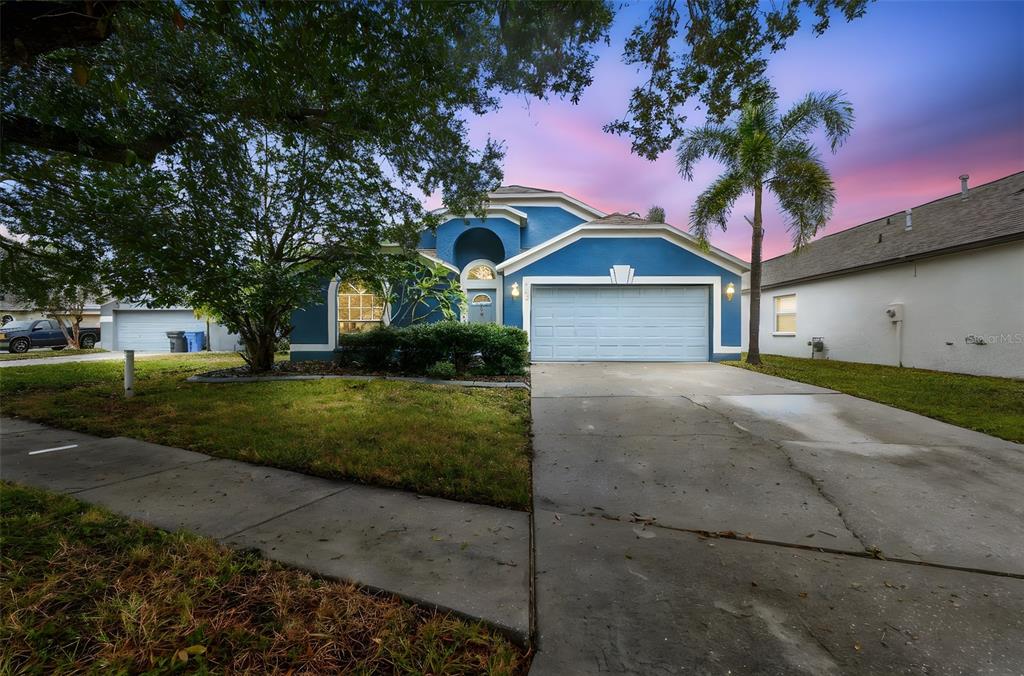 7608 HAMPSHIRE GARDEN PLACE