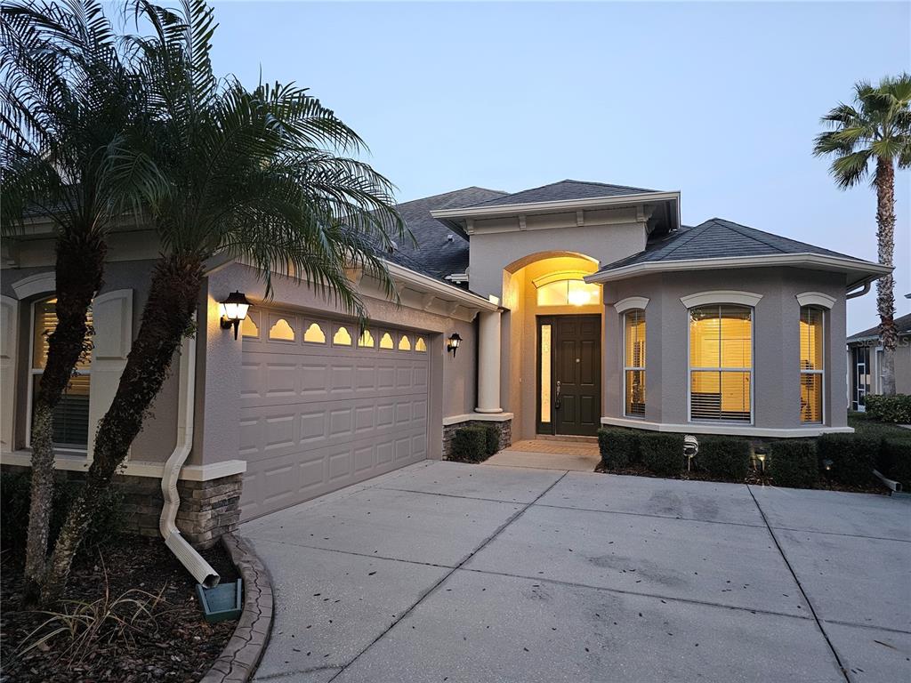 2802 DEVONOAK BOULEVARD