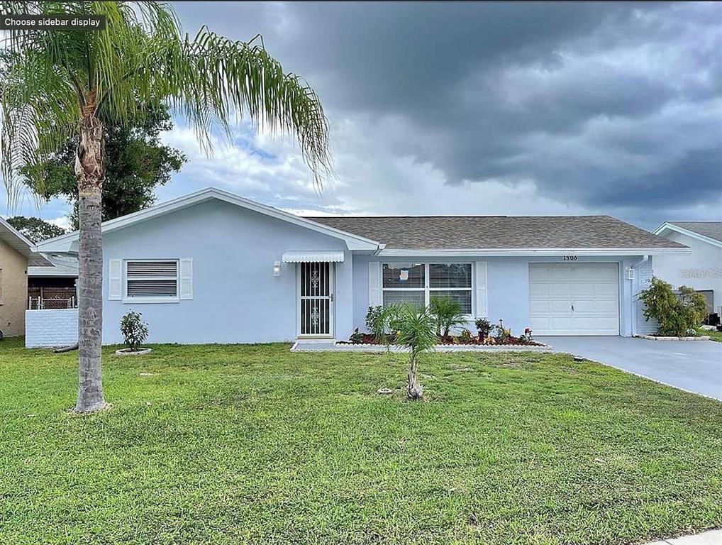 1806 IRONWOOD COURT W