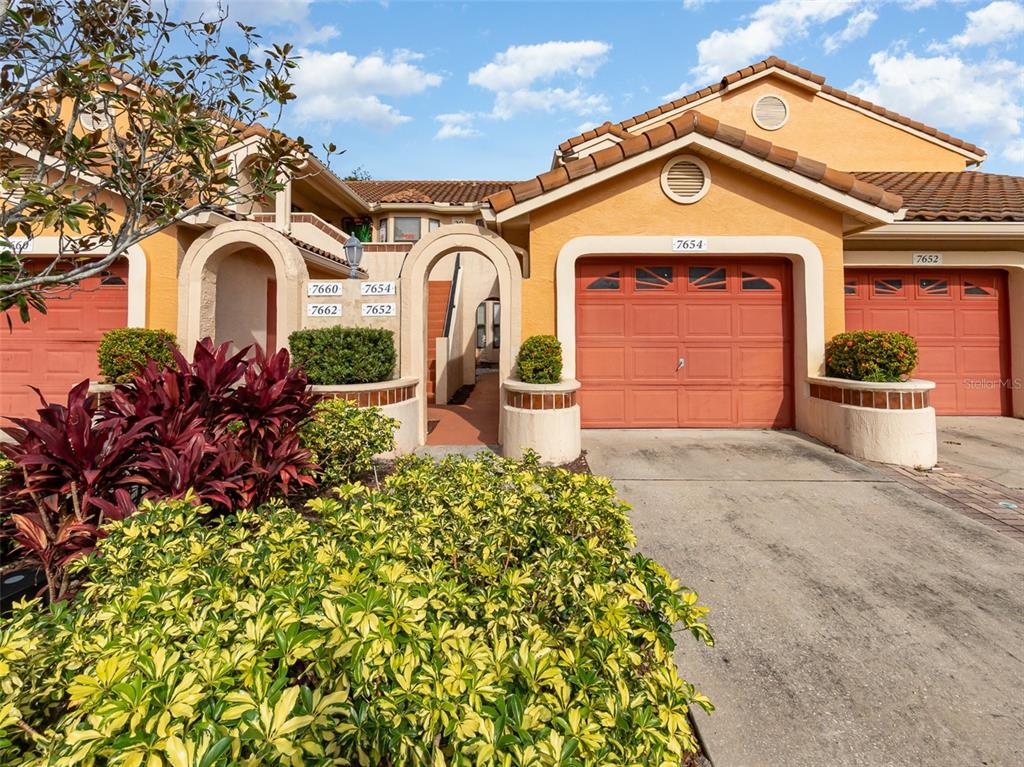 7654 SUGAR BEND DR DRIVE UNIT 7654