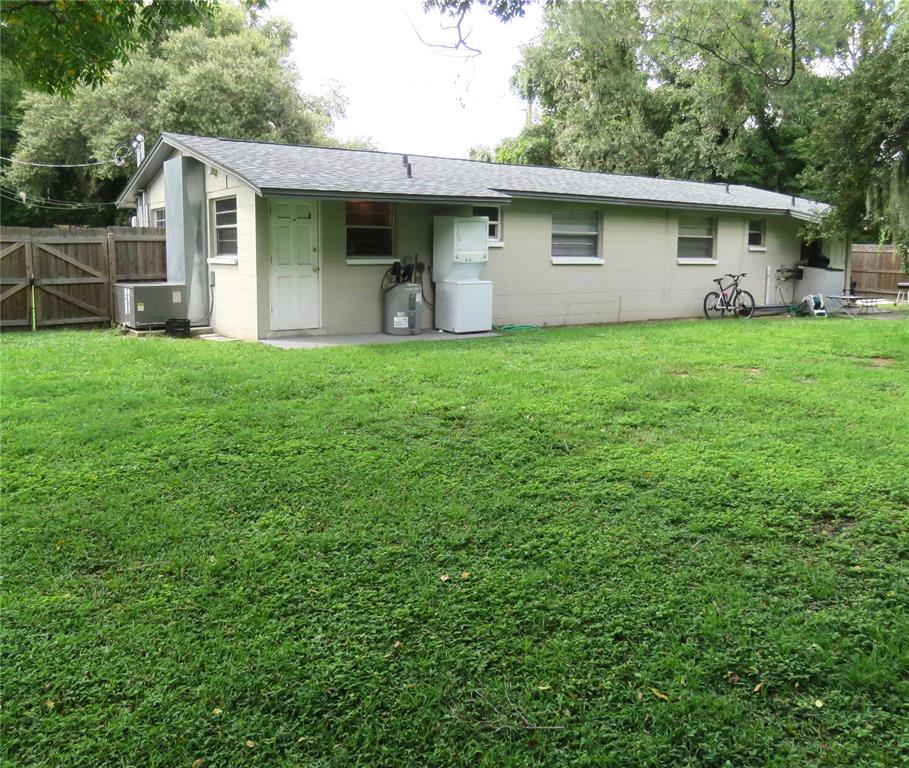 511 MEADE STREET, BRANDON, FL — photo 3 of 10