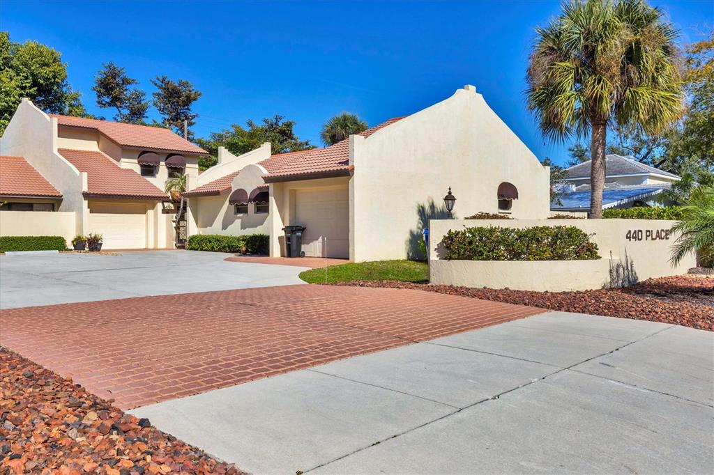 440 PALMETTO COURT UNIT 2