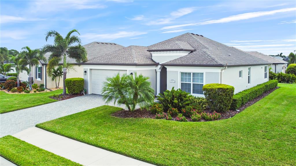 12022 GOLDENROD AVENUE, BRADENTON, FL — photo 3 of 30