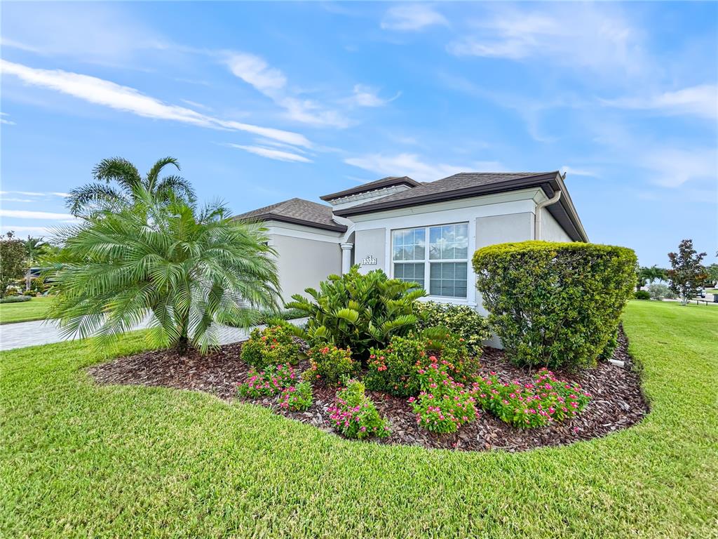 12022 GOLDENROD AVENUE, BRADENTON, FL — photo 4 of 30