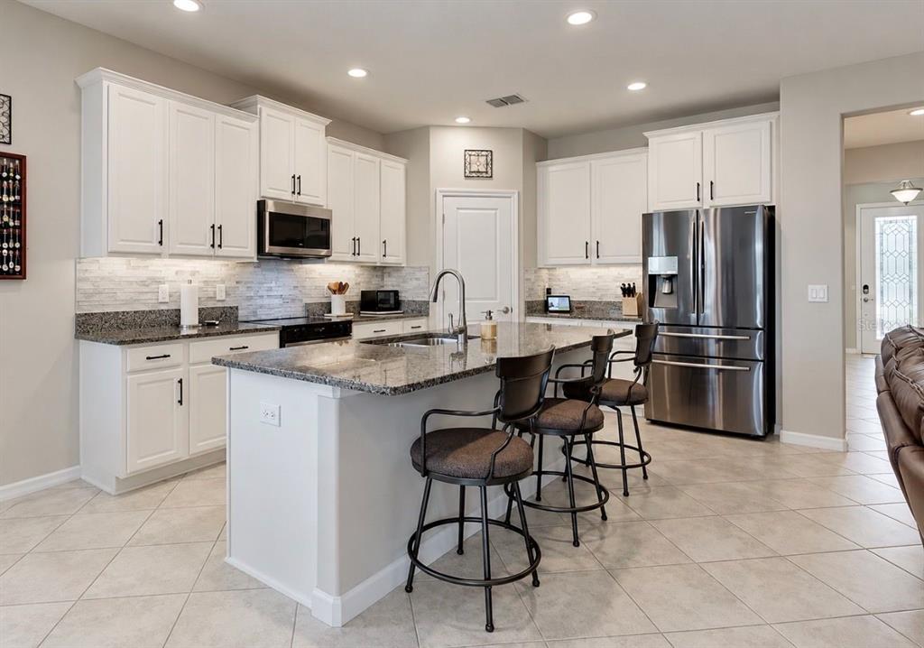 16835 WHISPER ELM STREET, WIMAUMA, FL — photo 2 of 30