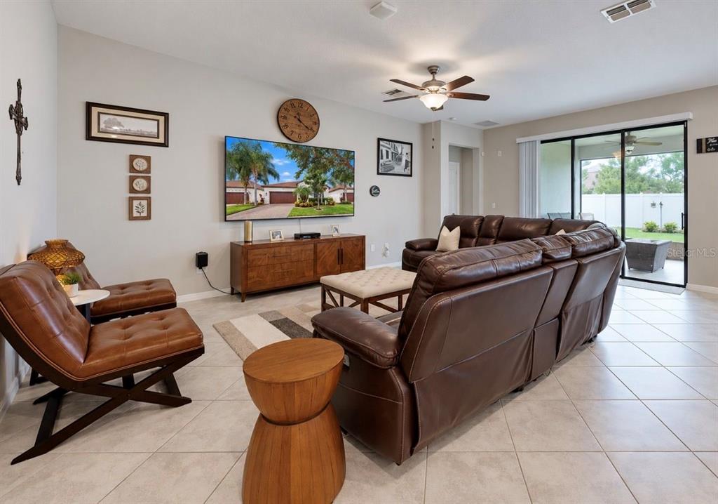 16835 WHISPER ELM STREET, WIMAUMA, FL — photo 3 of 30