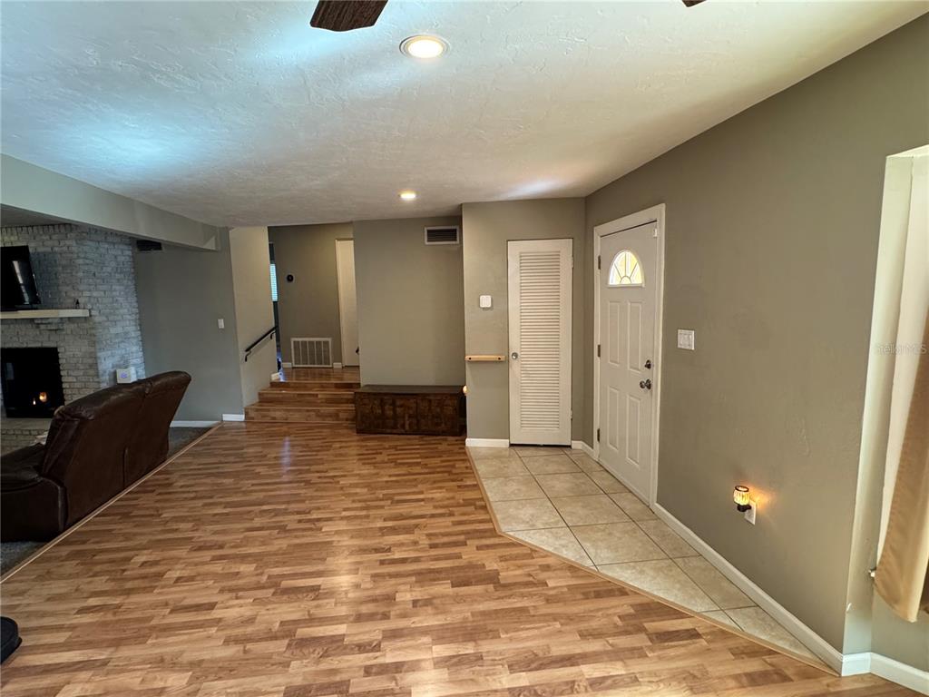 2715 HEATHER PLACE, SARASOTA, FL — photo 4 of 10
