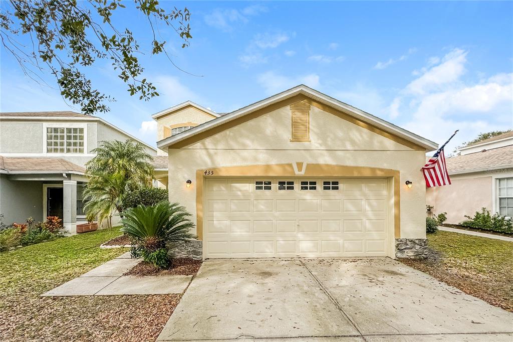 435 MAPLE POINTE DRIVE