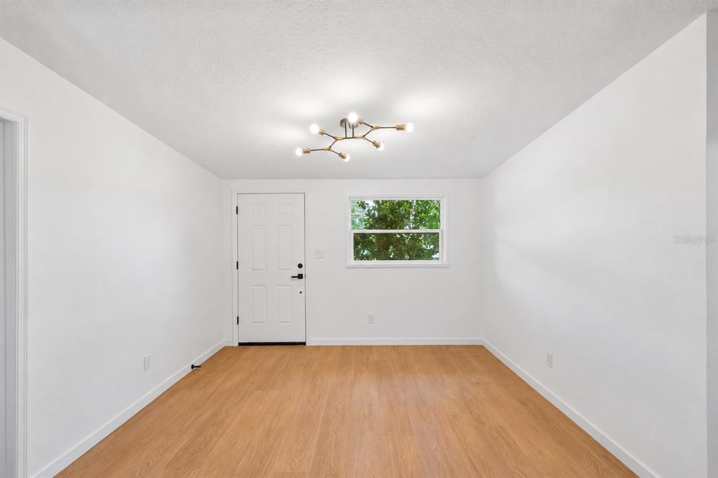 107 PLYMOUTH AVENUE, ALTAMONTE SPRINGS, FL — photo 4 of 21
