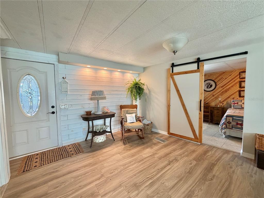 107 ROYAL PALM DRIVE, LEESBURG, FL — photo 2 of 60