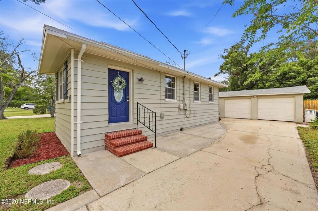 711 VALLEY FORGE ROAD, JACKSONVILLE, FL — photo 2 of 30