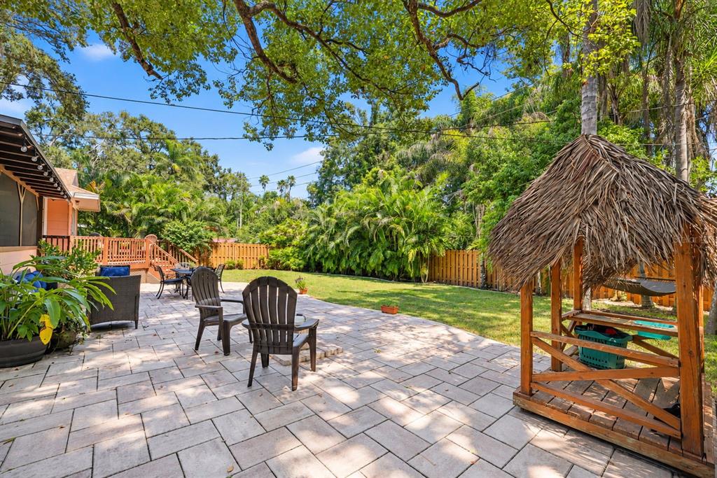 1725 SAN MATEO DRIVE, DUNEDIN, FL — photo 3 of 30