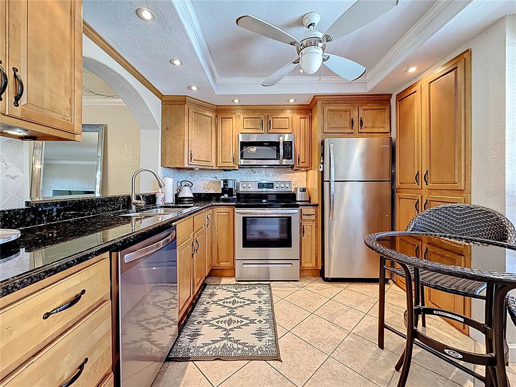 2615 COVE CAY DRIVE UNIT 404, CLEARWATER, FL — photo 4 of 26