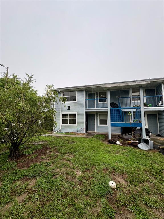 5038 TERRACE PALMS CIRCLE UNIT 202