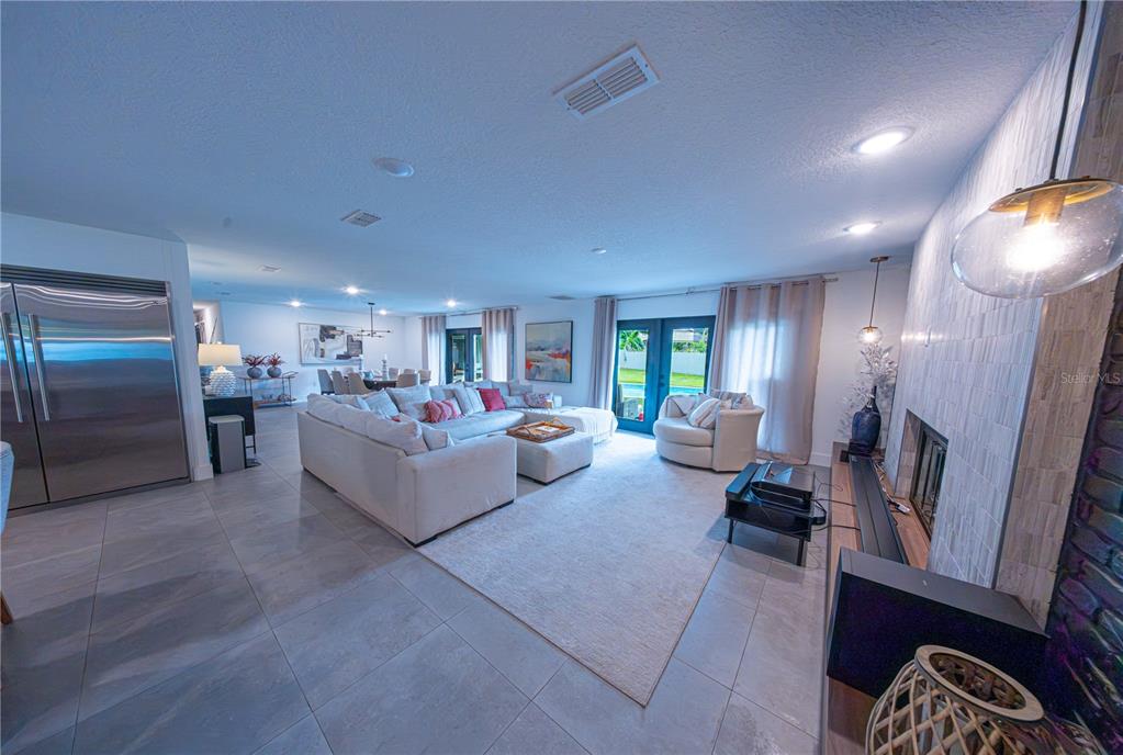 9197 BAY HILL BOULEVARD, ORLANDO, FL — photo 5 of 27
