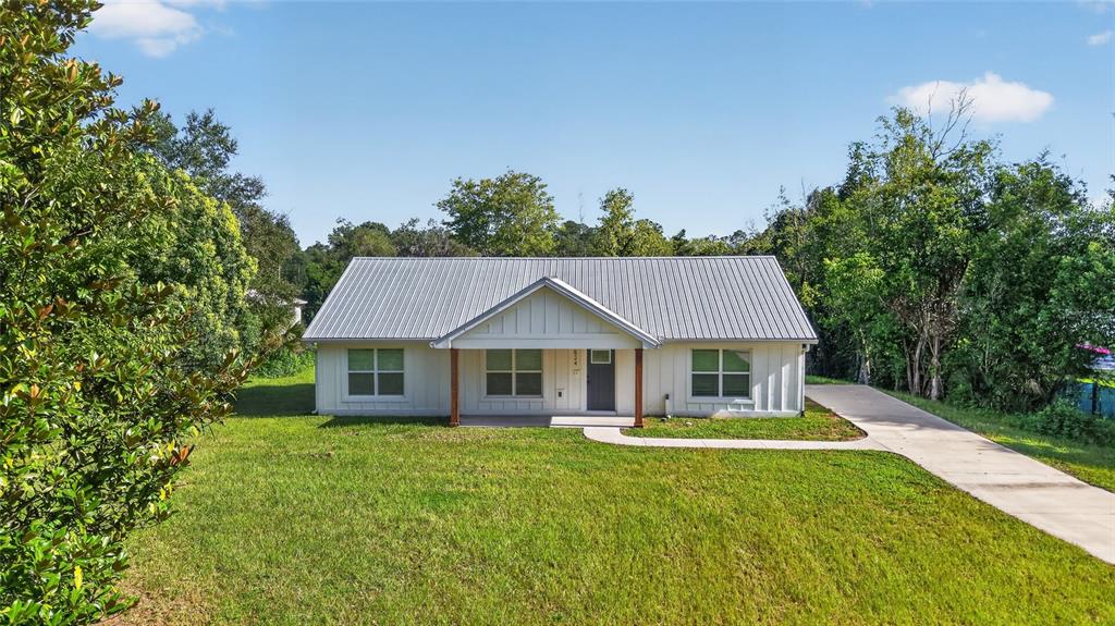 524 NW 1ST AVENUE, WILLISTON, FL — photo 2 of 30